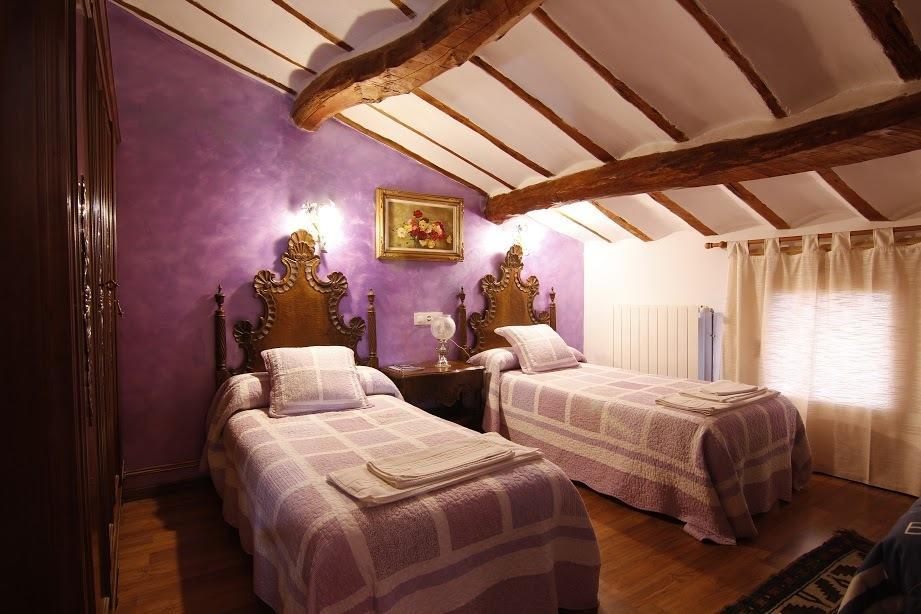 Casa Victoria Hotel Ciruena Bilik gambar